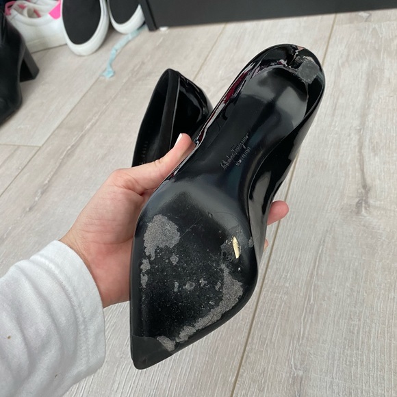 Ferragamo Pumps! - Picture 6 of 6